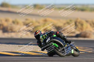 media/Nov-17-2024-CVMA (Sun) [[1fec520723]]/Race 17-Amateur Supersport Middleweight/